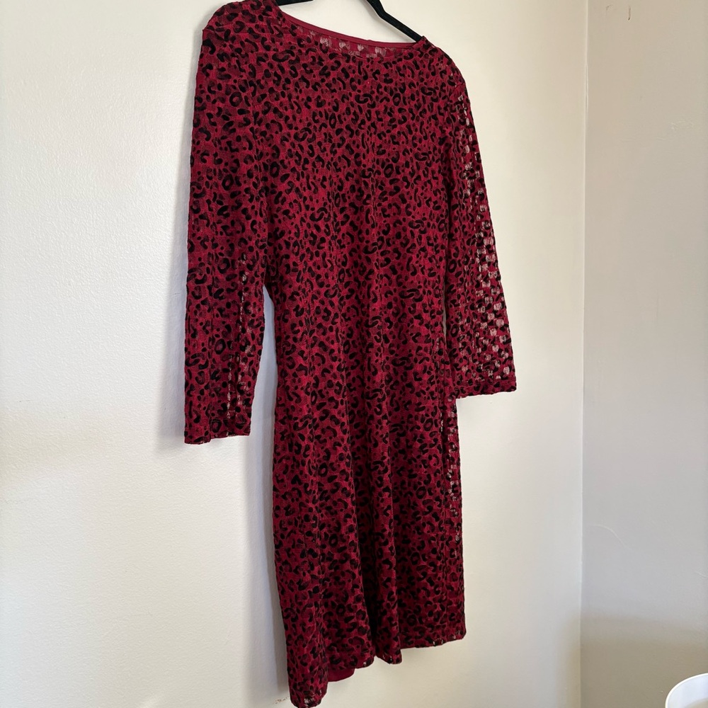 Cherie LA Red Velvet Sheer Animal Print Dress Size Large NWT - Picture 2 of 13